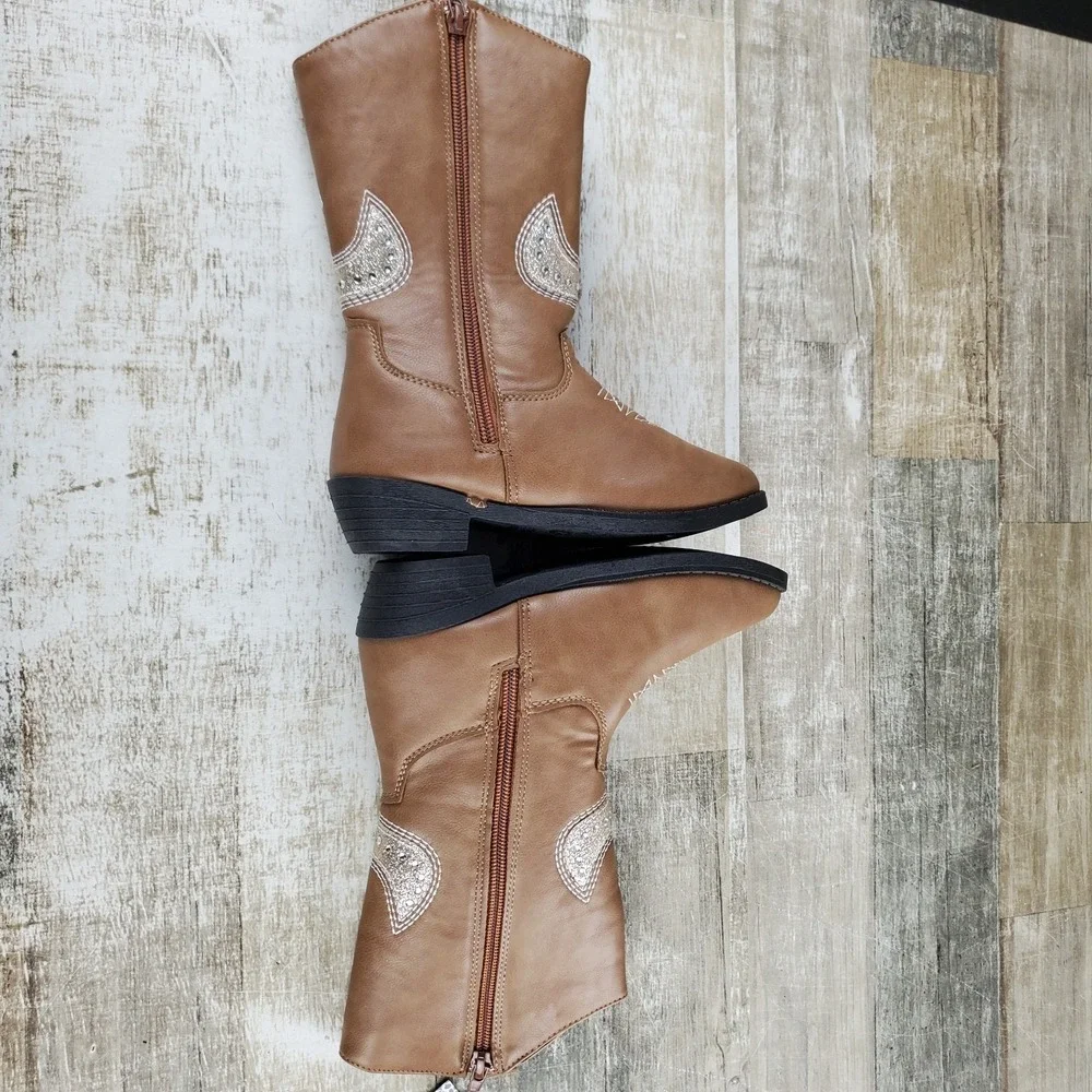 Kensie Girls Cowgirl Boots Sz 12 Beige Faux Leather Low Heel Almond Toe Zip-Up